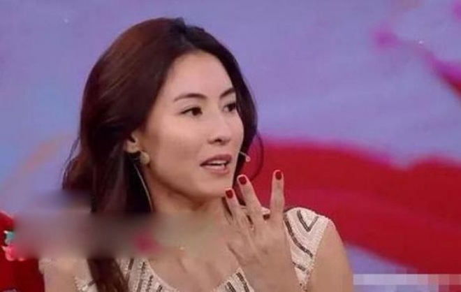 Lưu Gia Linh amp;#34;đá xéoamp;#34; Trương Bá Chi nhưng bị thua đau vì EQ quá cao của mẹ 3 con - 5