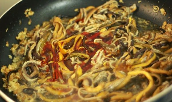 Mách mẹ cách nấu cháo lươn hạt sen cho bé ăn dặm cực kỳ bổ dưỡng - 5