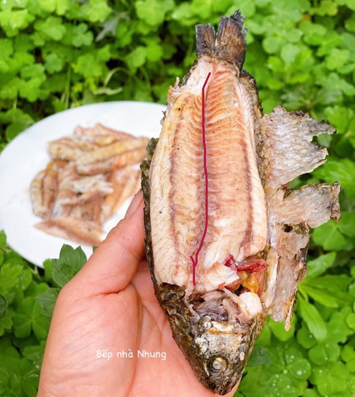 Mẹ đảm mách cách gỡ thịt cá rô đồng cực dễ lại không tanh, nấu canh cải ngon tuyệt - 5