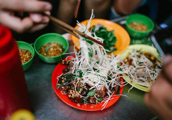 Top điểm đến ẩm thực tốt nhất Việt Nam: Thành phố nào được đánh giá cao nhất? - Đầu tiên