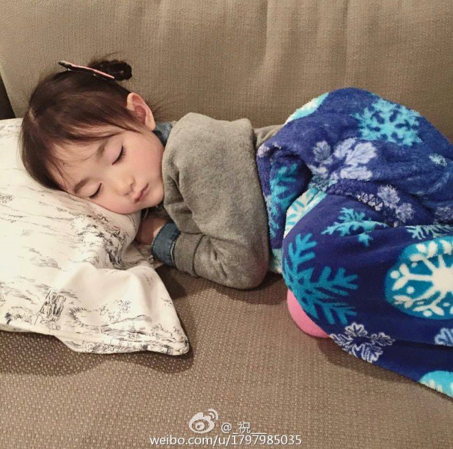 Chuyện tình VĐV nổi nhất Cbiz: Phải lòng cô bé 14 tuổi, chờ 7 năm đủ lớn rước về dinh - 3