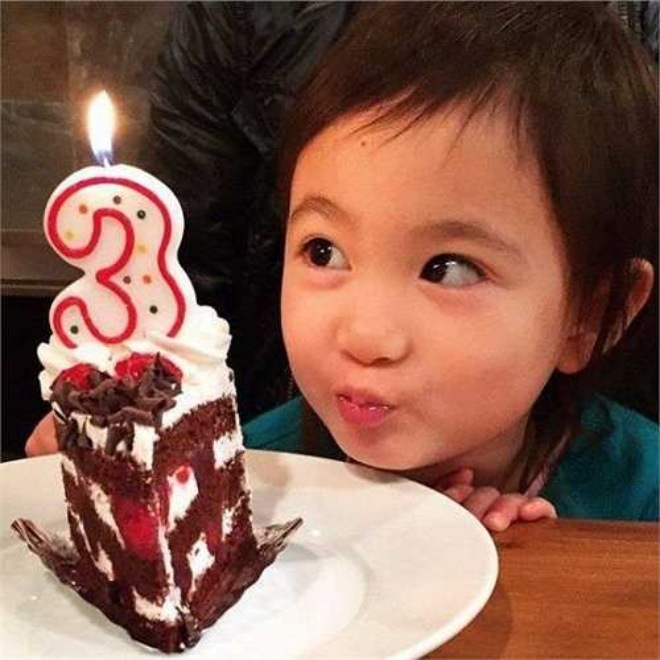 Chuyện tình VĐV nổi nhất Cbiz: Phải lòng cô bé 14 tuổi, chờ 7 năm đủ lớn rước về dinh - 4