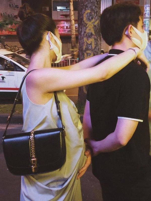 Tình cảm như các cặp vợ chồng sao Việt: Không ngại ôm hôn mọi nơi, chăm nhau kỹ phát hờn - 17