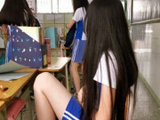 Bà bầu - Nữ sinh 18 tuổi đau bụng khi đang thi học kỳ, bạn đưa lên phòng y tế liền đẻ luôn