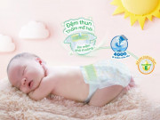 Làm mẹ - Mồ hôi trộm ở trẻ sơ sinh: Để vấn đề sinh lý không còn nghiêm trọng, mẹ cần làm gì?