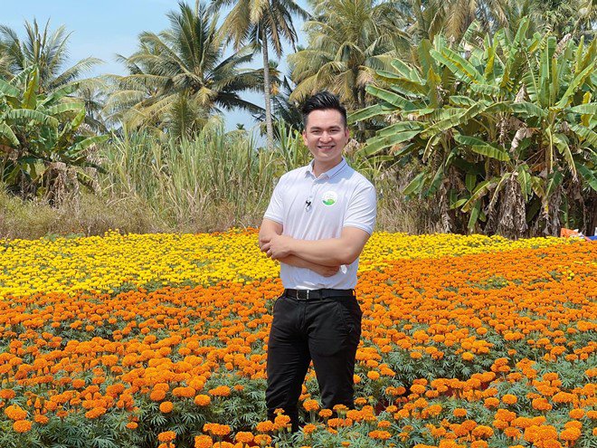 Nam MC từng bị người yêu đòi chia tay lúc mắc bệnh, giờ hạnh phúc bên vợ giấu kín - 4