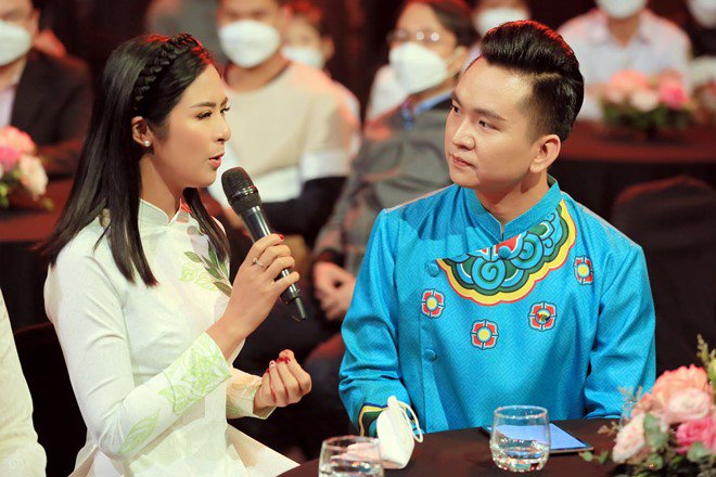 Nam MC từng bị người yêu đòi chia tay lúc mắc bệnh, giờ hạnh phúc bên vợ giấu kín - 8