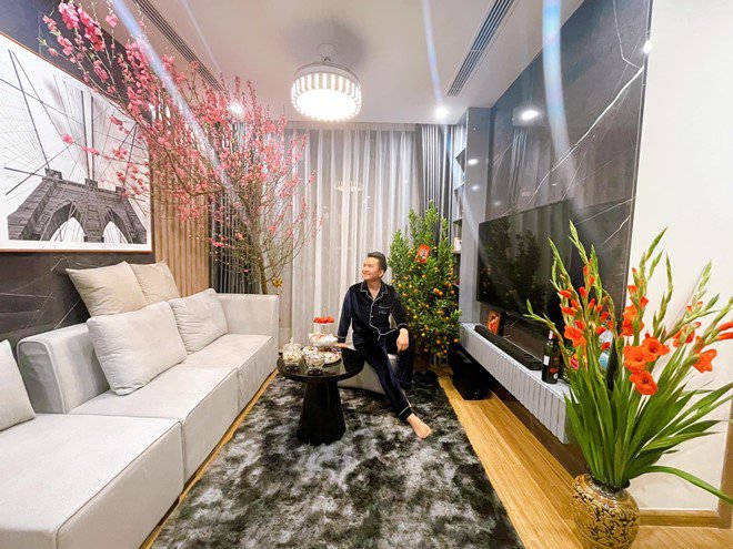 Nam MC từng bị người yêu đòi chia tay lúc mắc bệnh, giờ hạnh phúc bên vợ giấu kín - 7