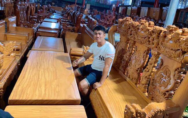 Ca sĩ hát hội chợ trở thành amp;#34;đại gia nghìn tỷamp;#34; nức tiếng miền Tây khiến dân mạng ngỡ ngàng - 5