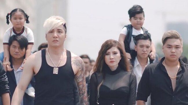 Ca sĩ hát hội chợ trở thành amp;#34;đại gia nghìn tỷamp;#34; nức tiếng miền Tây khiến dân mạng ngỡ ngàng - 8