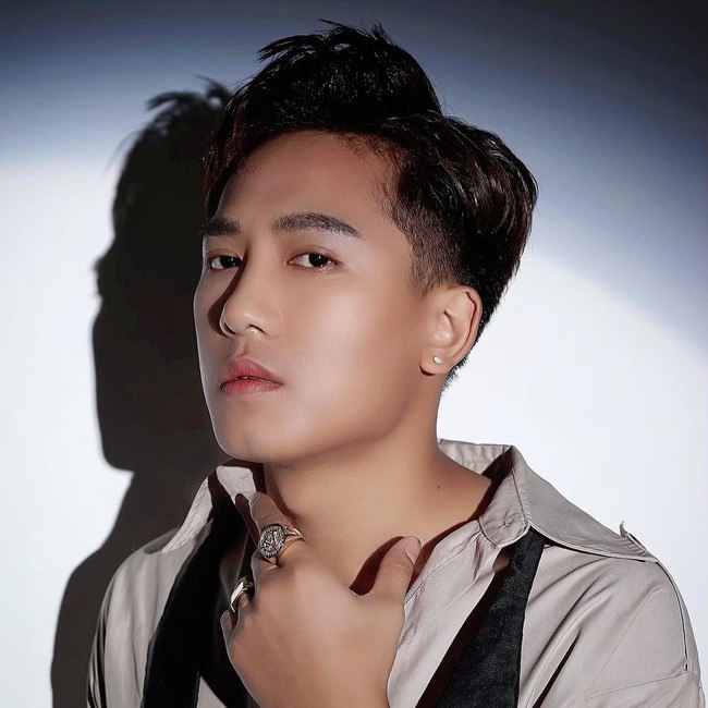 Ca sĩ hát hội chợ trở thành amp;#34;đại gia nghìn tỷamp;#34; nức tiếng miền Tây khiến dân mạng ngỡ ngàng - 13