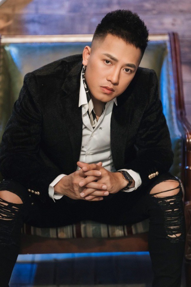 Ca sĩ hát hội chợ trở thành amp;#34;đại gia nghìn tỷamp;#34; nức tiếng miền Tây khiến dân mạng ngỡ ngàng - 15