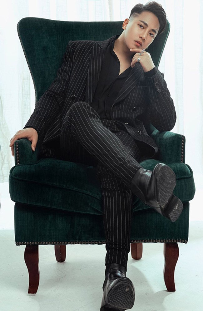 Ca sĩ hát hội chợ trở thành amp;#34;đại gia nghìn tỷamp;#34; nức tiếng miền Tây khiến dân mạng ngỡ ngàng - 16