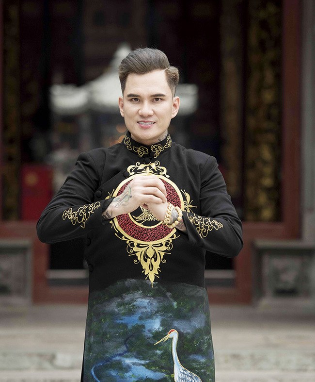 Ca sĩ hát hội chợ trở thành amp;#34;đại gia nghìn tỷamp;#34; nức tiếng miền Tây khiến dân mạng ngỡ ngàng - 24