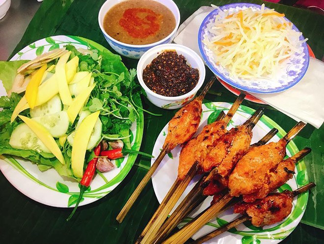 7 đặc sản nổi tiếng xứ Huế, có món du khách chỉ có thể thưởng thức ở nơi này - 5