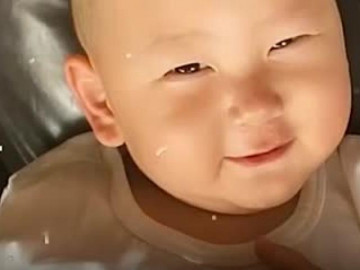 Loạt biểu cảm cười rớt hàm của sao nhí Việt nhận like khủng