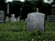 Tin tức - Tìm thấy mộ của thai nhi mình đã bỏ, người phụ nữ bàng hoàng với cảnh tượng trước mắt