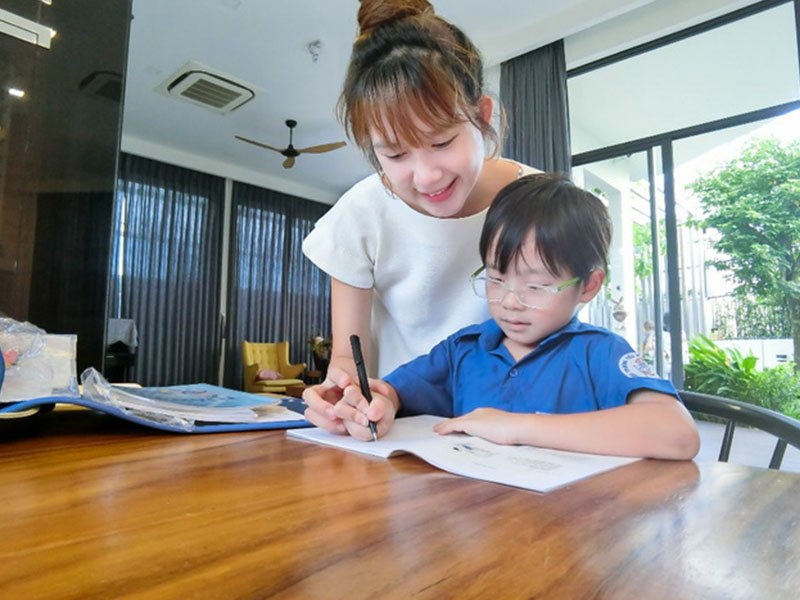 Mùa tuyển sinh 2021, tham khảo học phí các trường con sao Việt: Từ 1 triệu đến 500 trăm triệu - 14