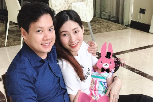 Con gái Hoa hậu Đặng Thu Thảo từng được mẹ giấu mặt nay lớn khác hẳn, ra dáng tiểu búp bê - 7