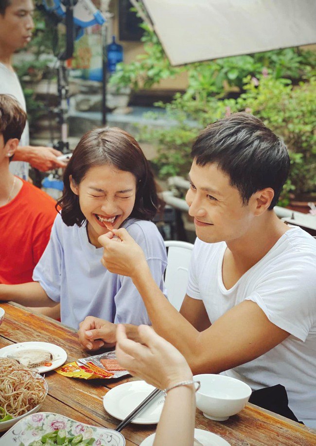 Thanh Sơn tái hợp Khả Ngân ngay đầu năm mới, khán giả liền soi ra điều amp;#34;bất thườngamp;#34; này - 5