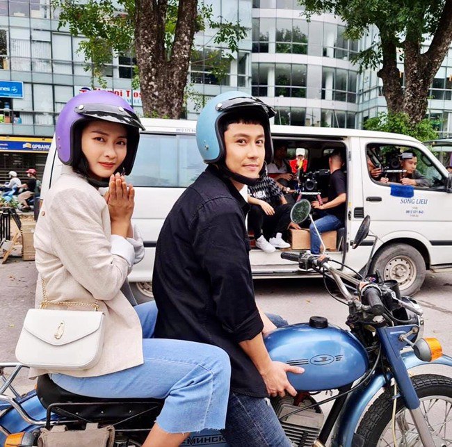 Thanh Sơn tái hợp Khả Ngân ngay đầu năm mới, khán giả liền soi ra điều amp;#34;bất thườngamp;#34; này - 4