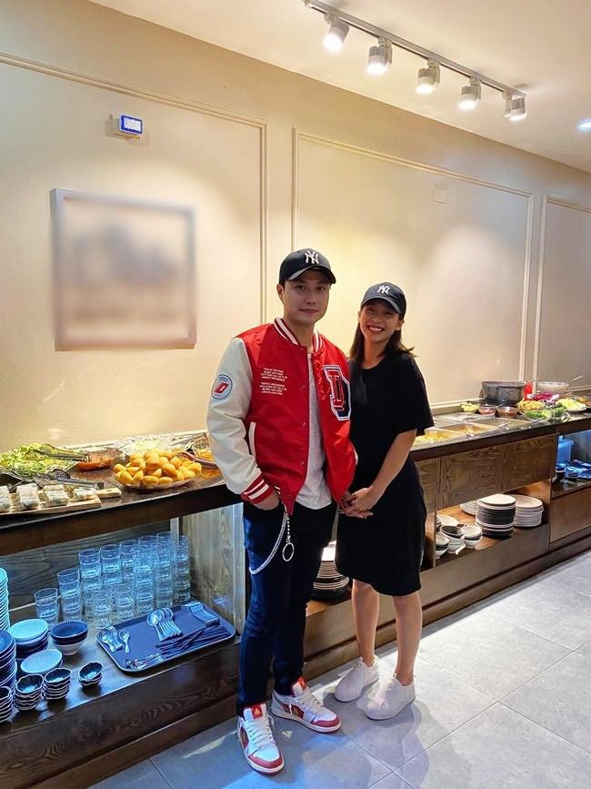 Thanh Sơn tái hợp Khả Ngân ngay đầu năm mới, khán giả liền soi ra điều amp;#34;bất thườngamp;#34; này - 2
