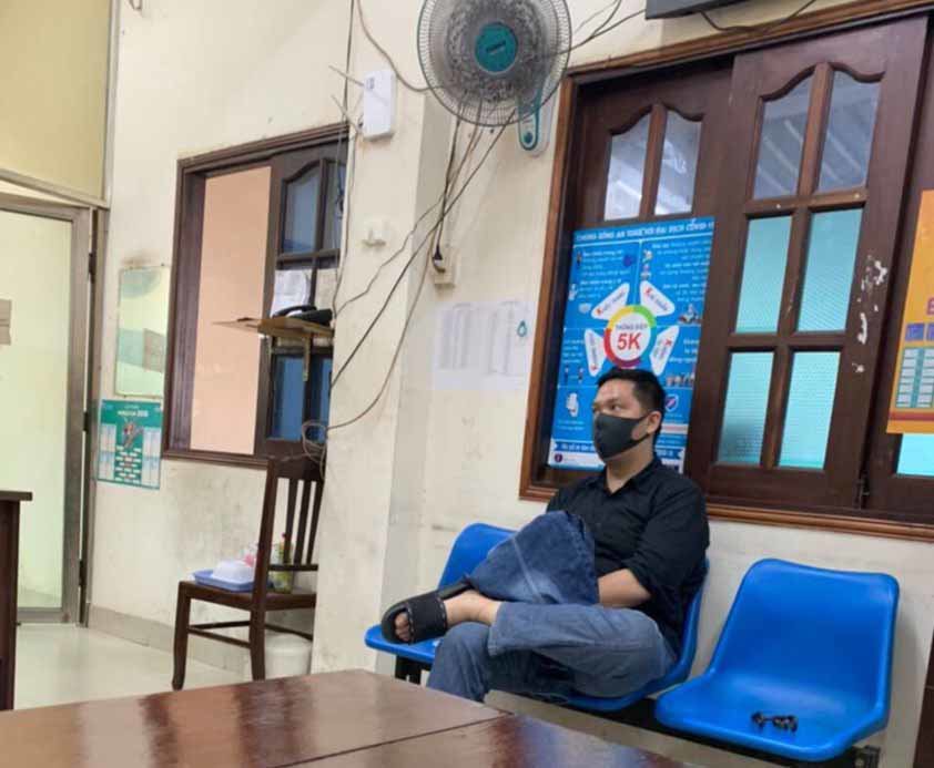 Ông Nguyễn Kim Trung Thái tại cơ quan CSĐT Công an quận Bình Thạnh. Ảnh công an cung cấp