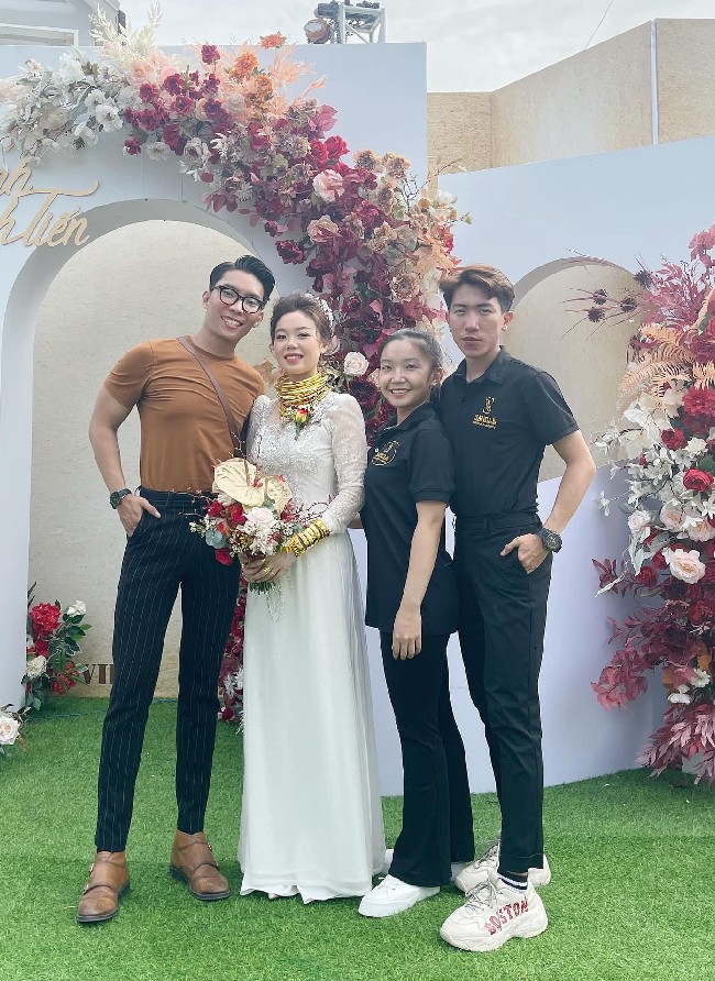 Đám cưới amp;#34;ngập mùi tiềnamp;#34; ngày đầu năm 2022: Hồi môn 1 cân vàng, xe Camry, sổ đỏ liền tay - 4