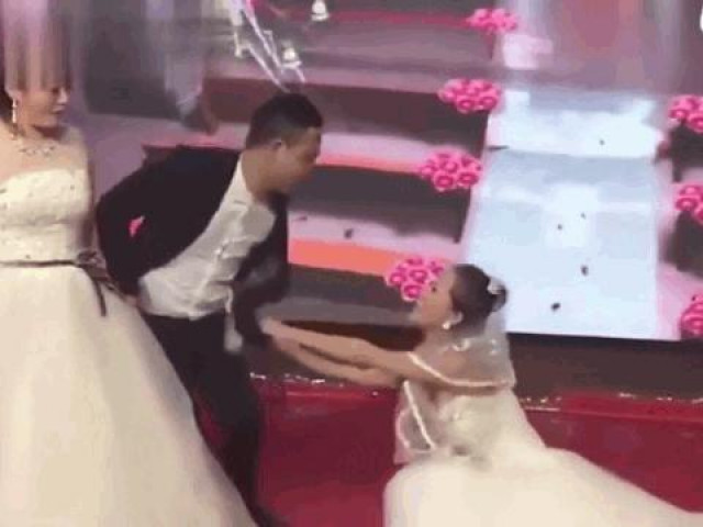 Clip Eva - Người yêu cũ tới đám cưới níu kéo chú rể, cô dâu tức giận bỏ đi