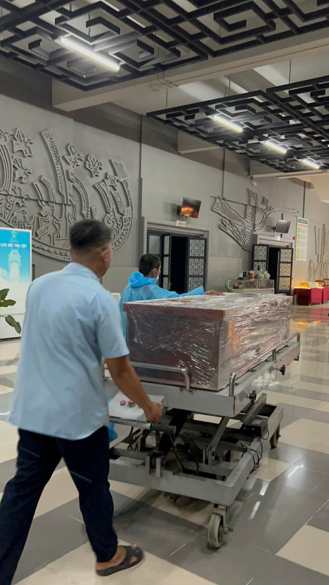 Cuối cùng cụ ông đã có thể an nghỉ trọn vẹn.