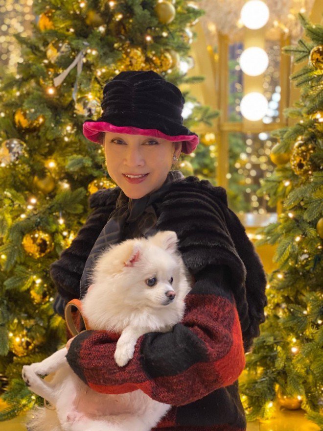 Nghệ sĩ Thu Tuyết tham gia nghệ thuật từ năm 1984, cùng thời với NSND Hồng Vân, Quang Minh, Hồng Đào.