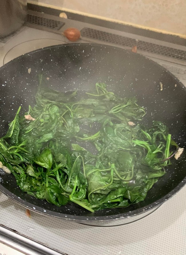 Loại rau dại xưa ăn “chống đói” nay thành đặc sản nổi tiếng ở phố thị, người giàu tìm mua - 6