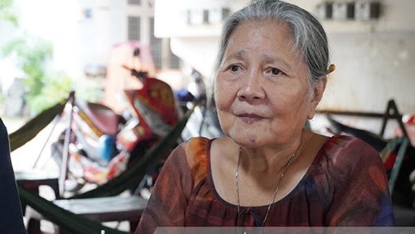 Ở tuổi 76, nữ nghệ sĩ vẫn nặng gánh con cháu.