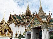 Xem ăn chơi - Thăm cung điện hoàng gia dát hàng triệu lá vàng ở Thái Lan