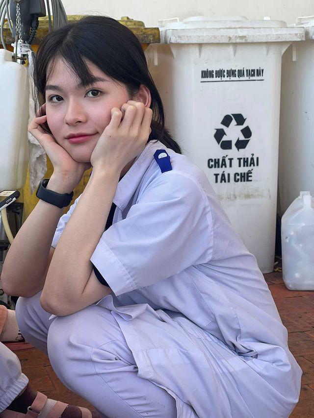 Hình ảnh chụp bằng camera thường chưa qua chỉnh sửa cũng đã thấy rõ nét đẹp của chàng trai này