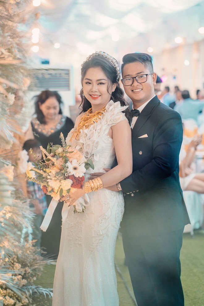 Đám cưới của cặp đôi đã thu hút sự quan tâm lớn từ cộng đồng mạng.
