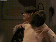 Giải trí - Thị hậu TVB đang bị "ném đá": Là "điên nữ" ép chồng tỷ phú xem cảnh nóng mình đóng