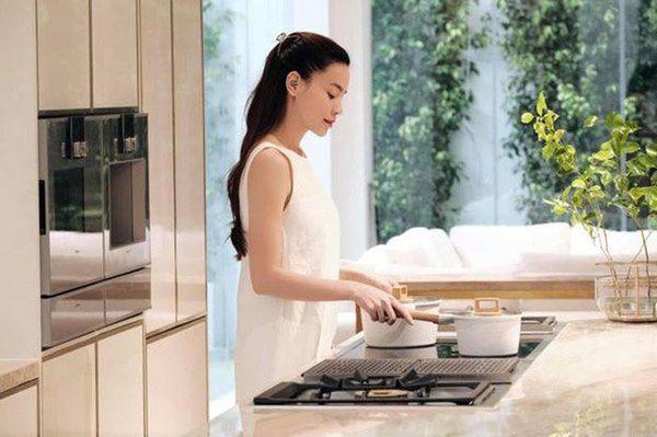 3 gia đình sao Việt đón con sinh đôi: Người mua biệt thự khủng, kẻ tậu penthouse rộng - 11