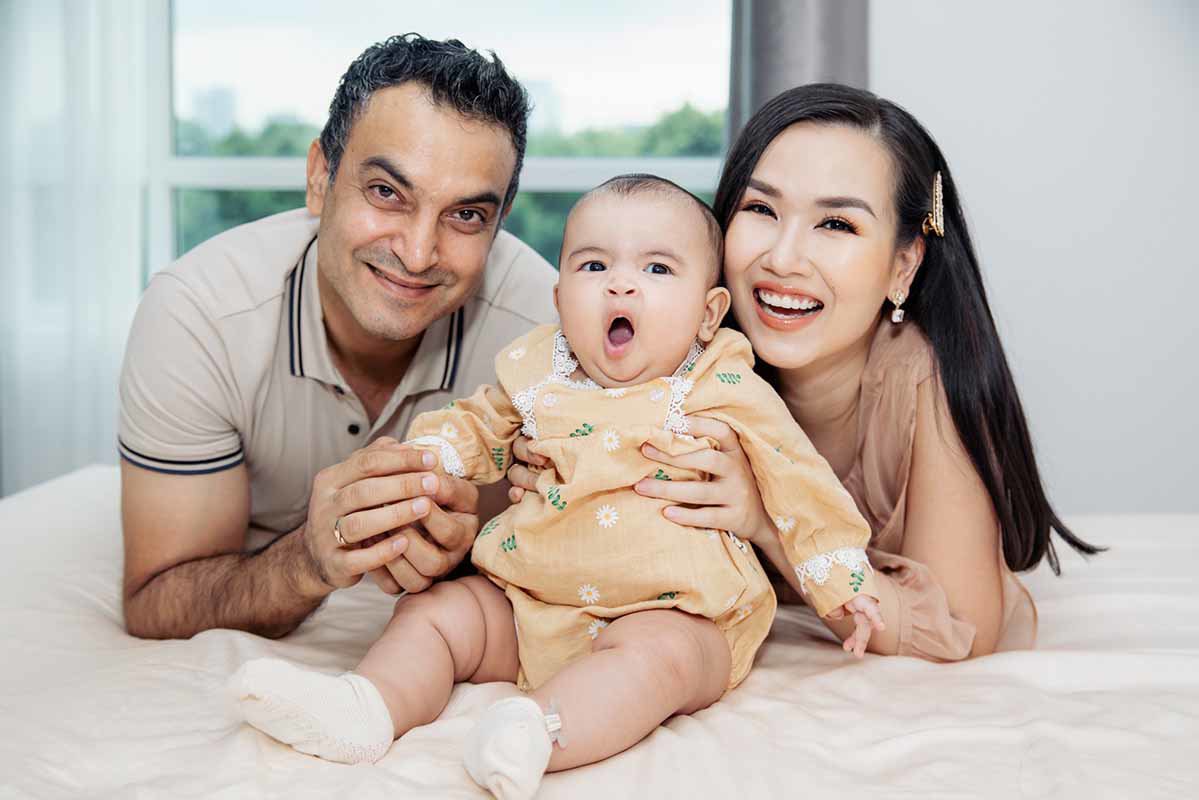 Võ Hạ Trâm mong dịch bệnh sớm ổn định để mẹ chồng được sang chăm sóc cháu cưng.