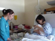 Bà bầu - Mẹ chồng nói đẻ con buổi sáng tốt hơn chiều, bác sĩ khẳng định không hề mê tín!