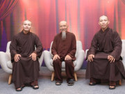 Tin tức - Chân dung 3 "huynh đệ" bị bắt trong Tịnh thất Bồng Lai: Thích ca hát, hay tập gym