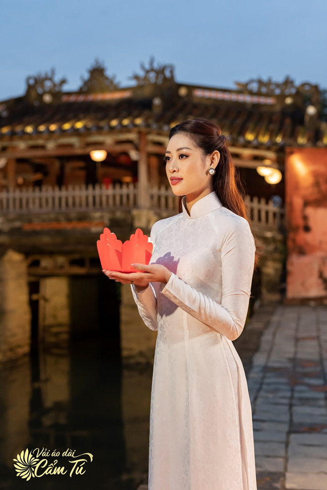 Vải áo dài Cẩm Tú - Bí quyết tạo nên duyên dáng phái đẹp - 3