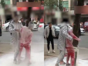 Tin tức - Chuẩn bị hôn cô dâu, chú rể bất ngờ bị trói vào gốc cây, đổ đầy bột mì lên người