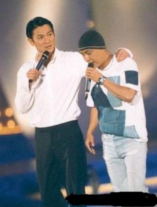 Lưu Đức Hoa đã dìu dắt đàn em, Trương Vệ Kiện kính trọng.