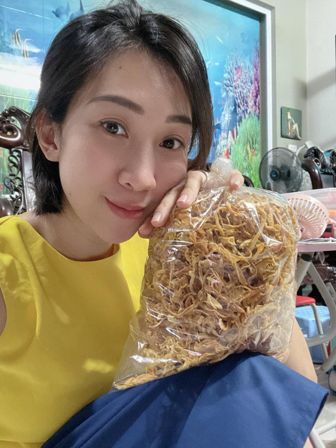 Lều Phương Anh vẫn đăng bài bán hàng giữa lúc bị vợ và con gái chính thất tuyên bố khởi kiện.