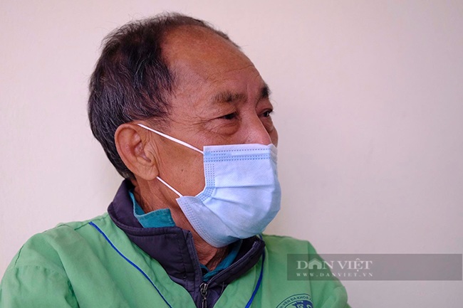 Ông Đỗ Hữu Chức luôn tự trách bản thân đã quá chủ quan để sự việc đau lòng xảy ra đối với cháu gái. Ảnh: Gia Khiêm