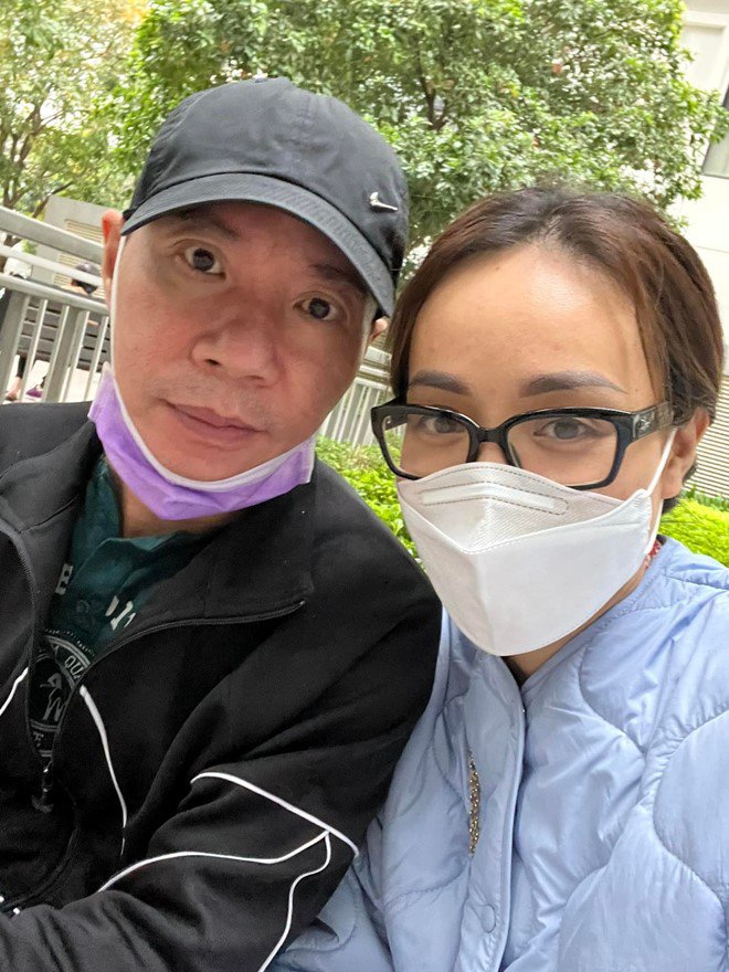 Vợ chồng Công Lý đã khóc nhiều thời gian qua.