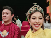 Giải trí - MC Anh Tuấn bỗng bị dàn sao "phũ" tơi tả khi biểu cảm lạ bên Hoa hậu nổi nhất năm