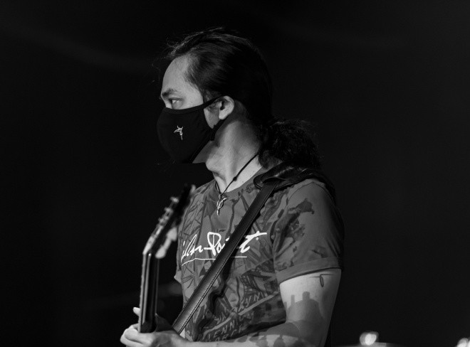 Sau khi Trần Lập qua đời vì ung thư, Trần Tuấn Hùng đã trở thành thủ lĩnh mới, tiếp tục giữ lửa cho Bức Tường.