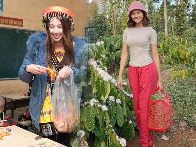 Riêng gì HHen Niê, Thuỳ Tiên cũng sắm đồ ở chợ: Hoa hậu vẫn bình dân như người thường! 